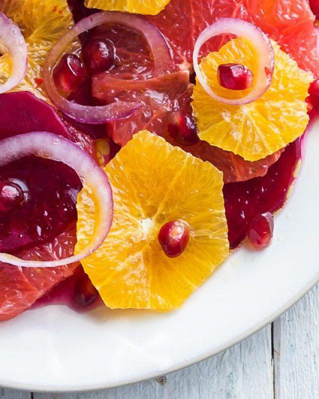 Beet & Citrus Winter Salad - #recipe by #eatwell101 - https://www.eatwell101.com/raw-beet-citrus-winter-salad-recipe