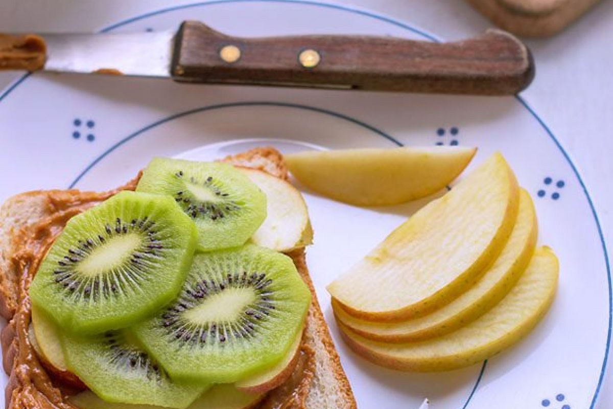 Apple Kiwi Peanut Butter Sandwich