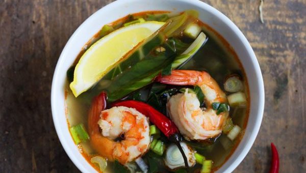 Bok Choy Cabbage Shrimp Soup - #recipe by #eatwell101 - https://www.eatwell101.com/quick-healthy-shrimp-soup-recipe