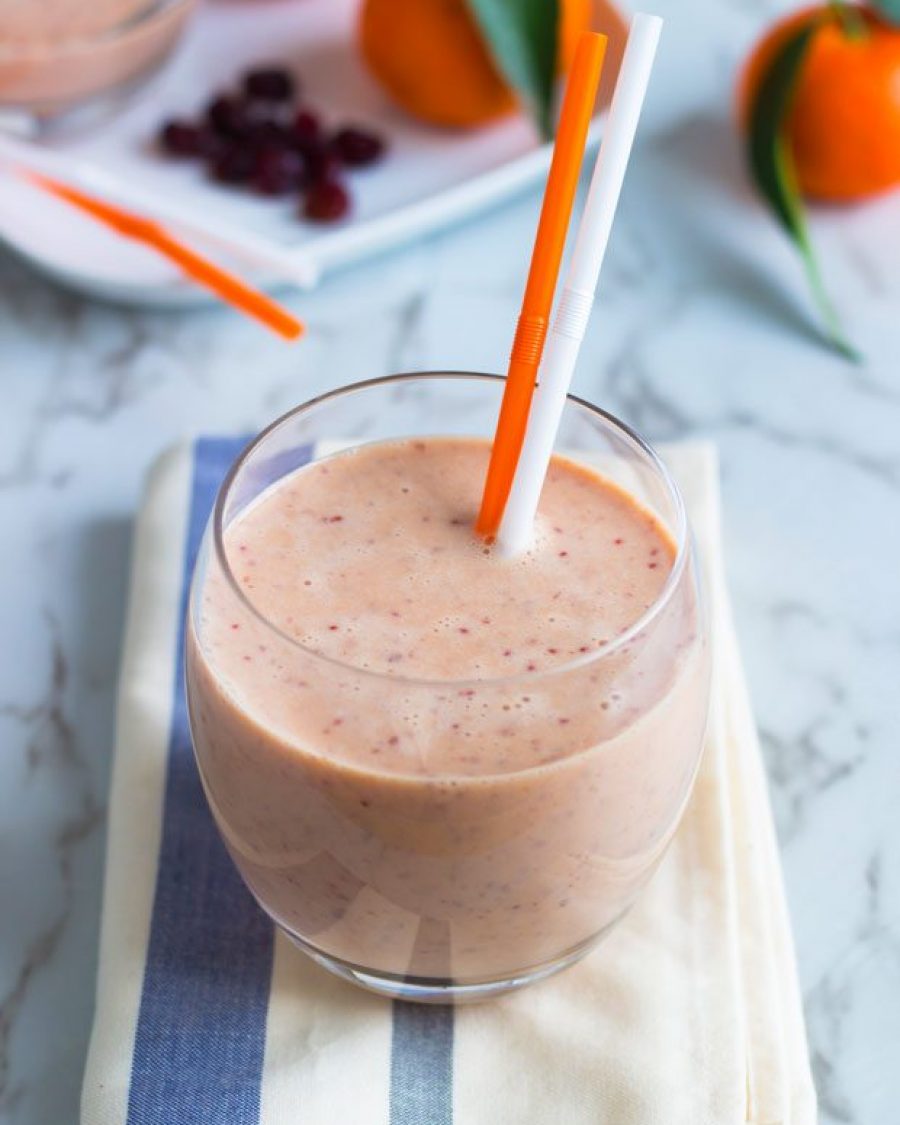 Clementine Cranberry Smoothie - #recipe by #eatwell101 - https://www.eatwell101.com/energy-clementine-cranberry-smoothie-recipe