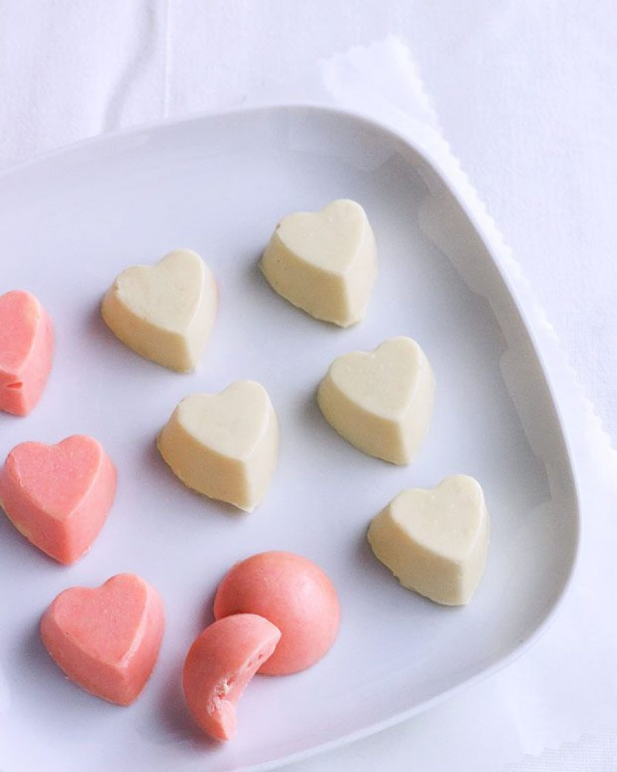 Valentine’s Day White Chocolate Bites with Ginger - #recipe by #eatwell101 - https://www.eatwell101.com/valentines-day-white-chocolate-bites-recipe