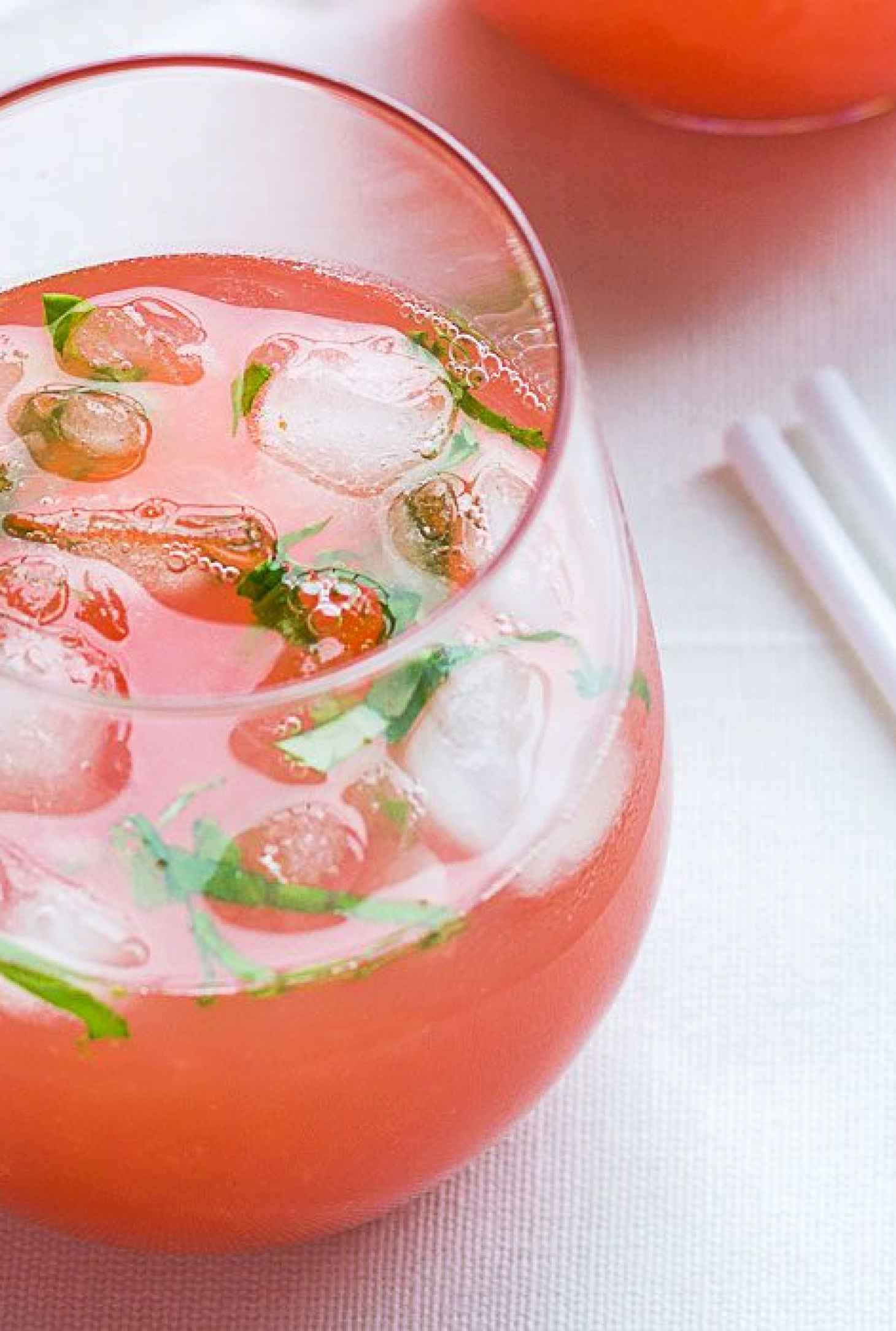 Easy Cocktail Recipes: 7 Fancy Cocktails That Are Easy to Make — Eatwell101