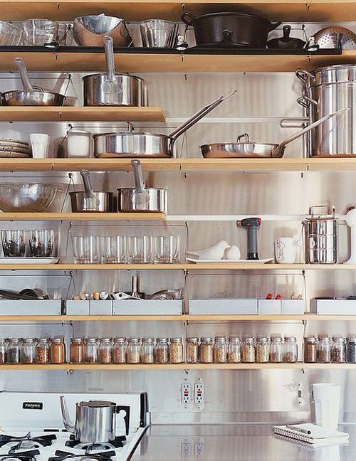 open shelves kitchen organization