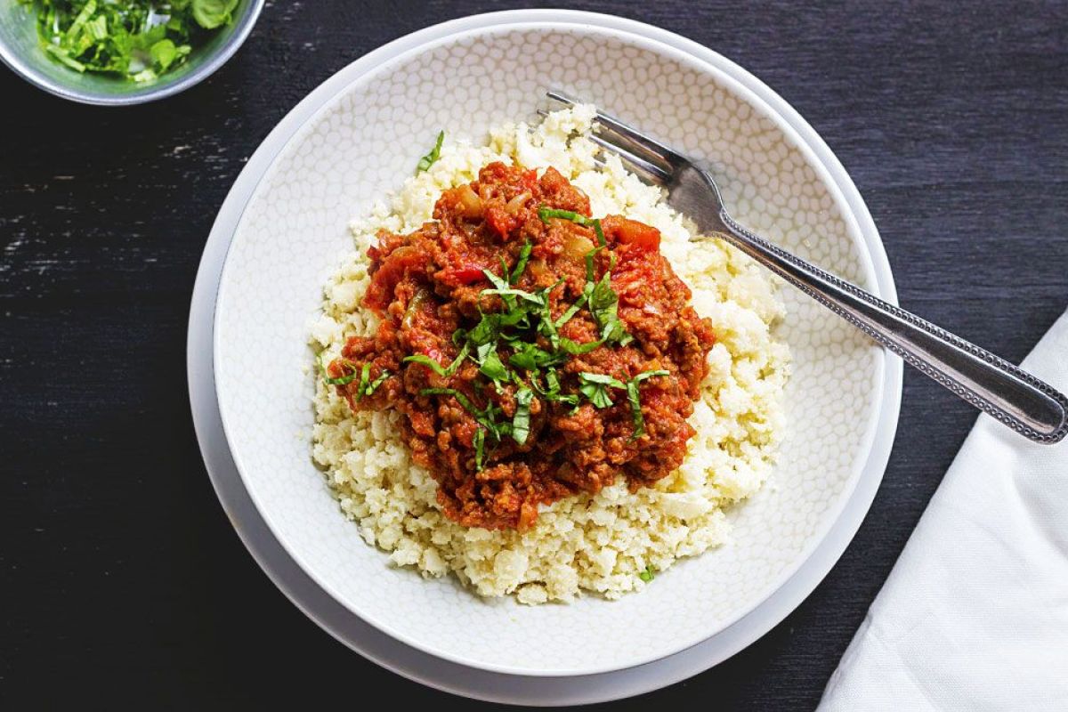 Cauliflower Rice with Bolognese Sauce