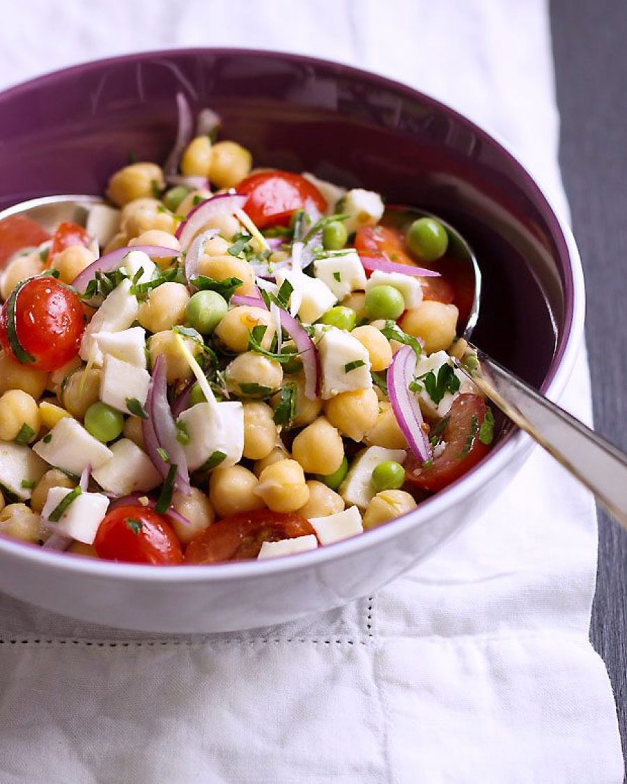 Chickpea Feta Greek Salad - #recipe by #eatwell101 - https://www.eatwell101.com/chickpeas-salad-recipe