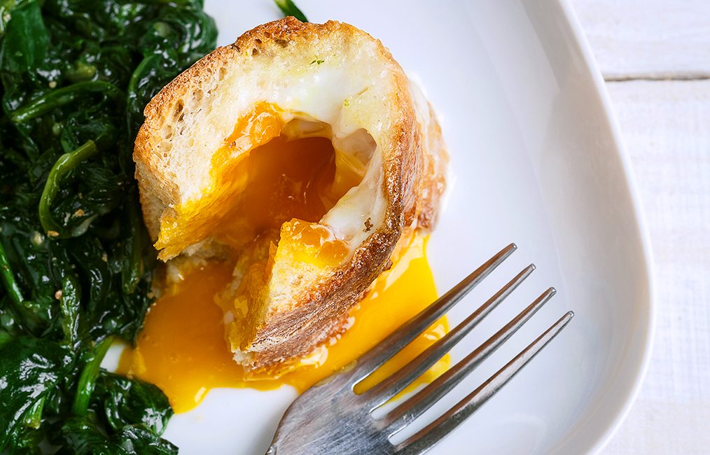 Baked Egg Baguette & Spinach Breakfast