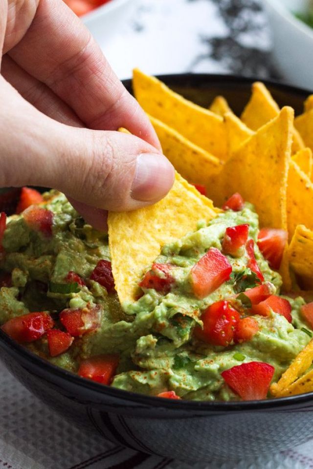 Chunky Strawberry Guacamole