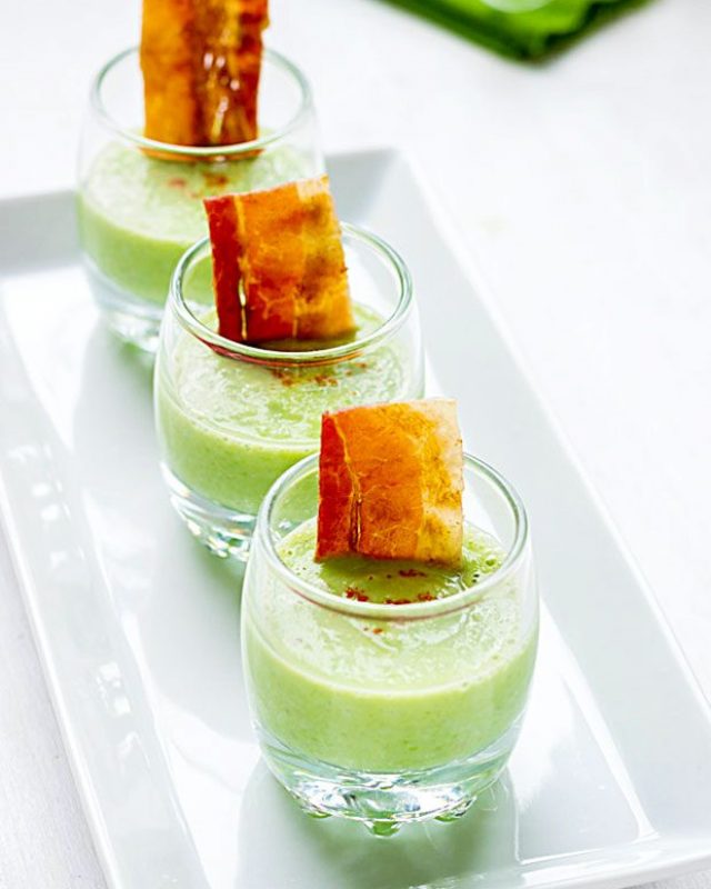 Green Pea Soup Shots - #recipe by #eatwell101 - https://www.eatwell101.com/green-pea-soup-shots-recipe