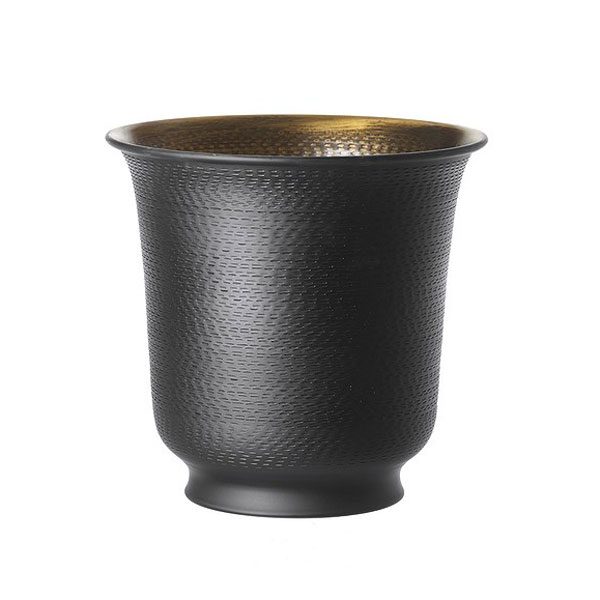 hasselnot plant pot black