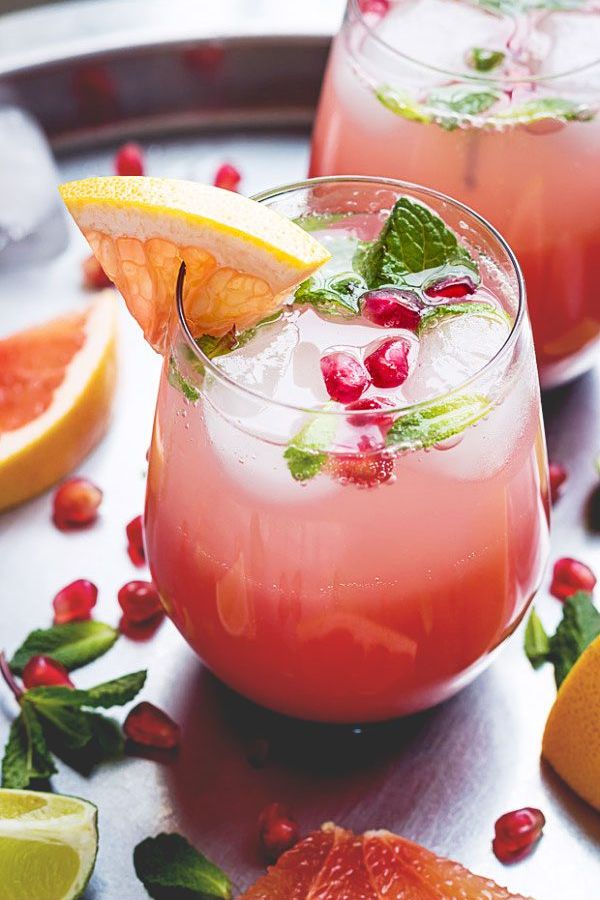 Cheery Grapefruit Margaritas - #recipe by #eatwell101 - https://www.eatwell101.com/grapefruit-margarita-recipe-2