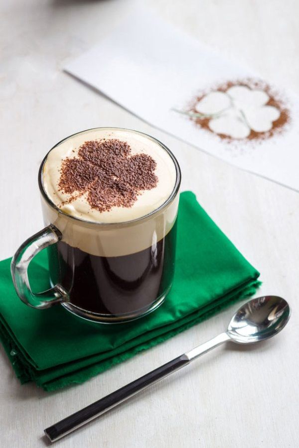 Creamy Irish Coffee - #recipe by #eatwell101 - https://www.eatwell101.com/irish-coffee-recipe