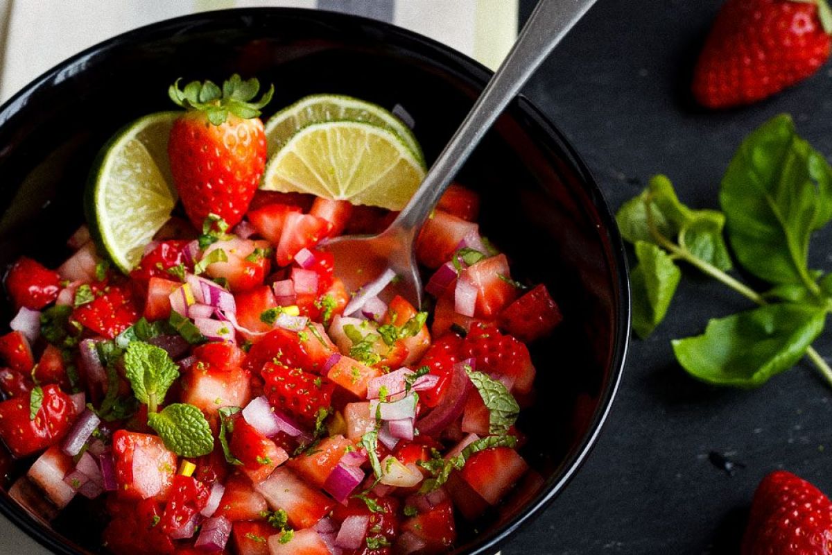 These Recipes Are Perfect For Spring Potlucks & Picnics