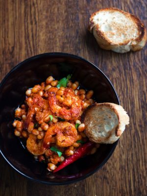 Spicy Garlic Shrimp and White Beans