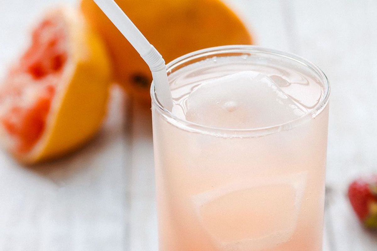 Refreshing Grapefruit Mocktail