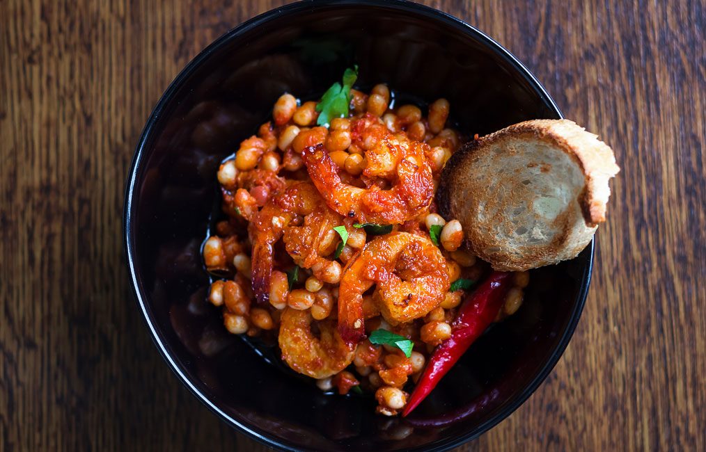 Spicy Garlic Shrimp and White Beans