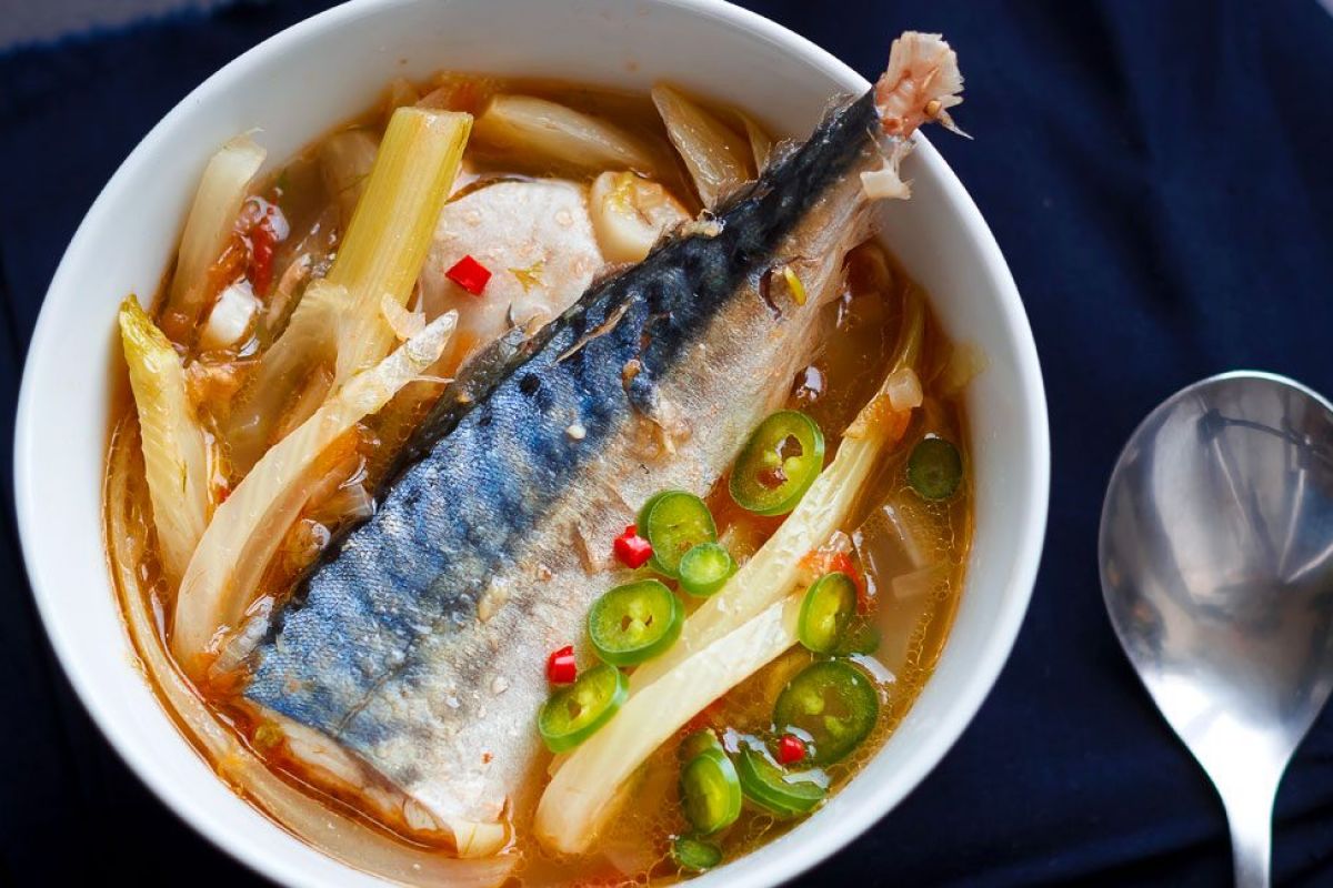 Spicy Mackerel Stew With Fennel