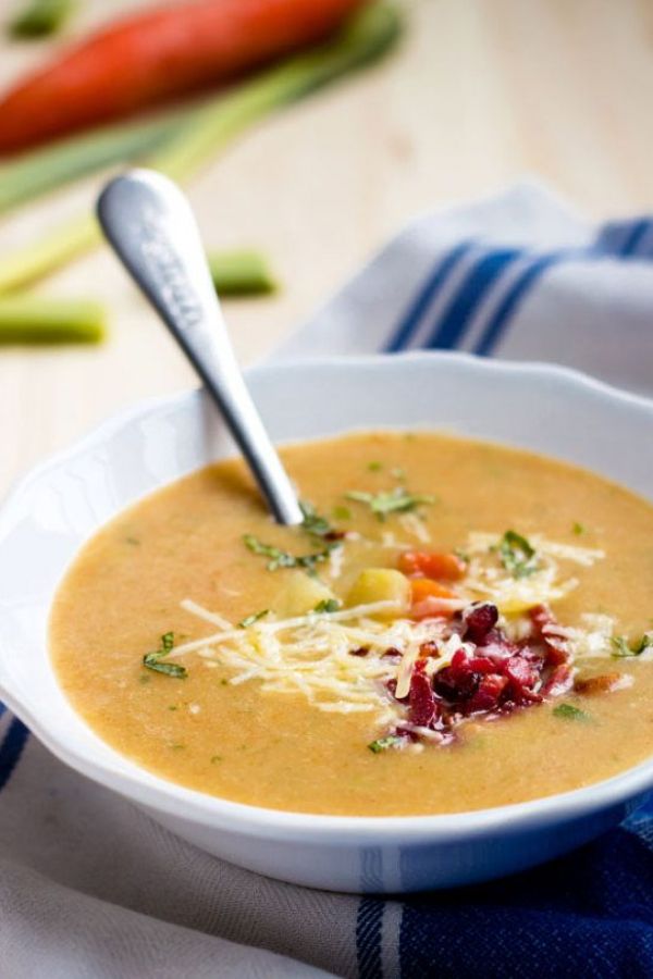 Creamy Potato Soup with Crispy Bacon - #recipe by #eatwell101 - https://www.eatwell101.com/potato-soup-recipes