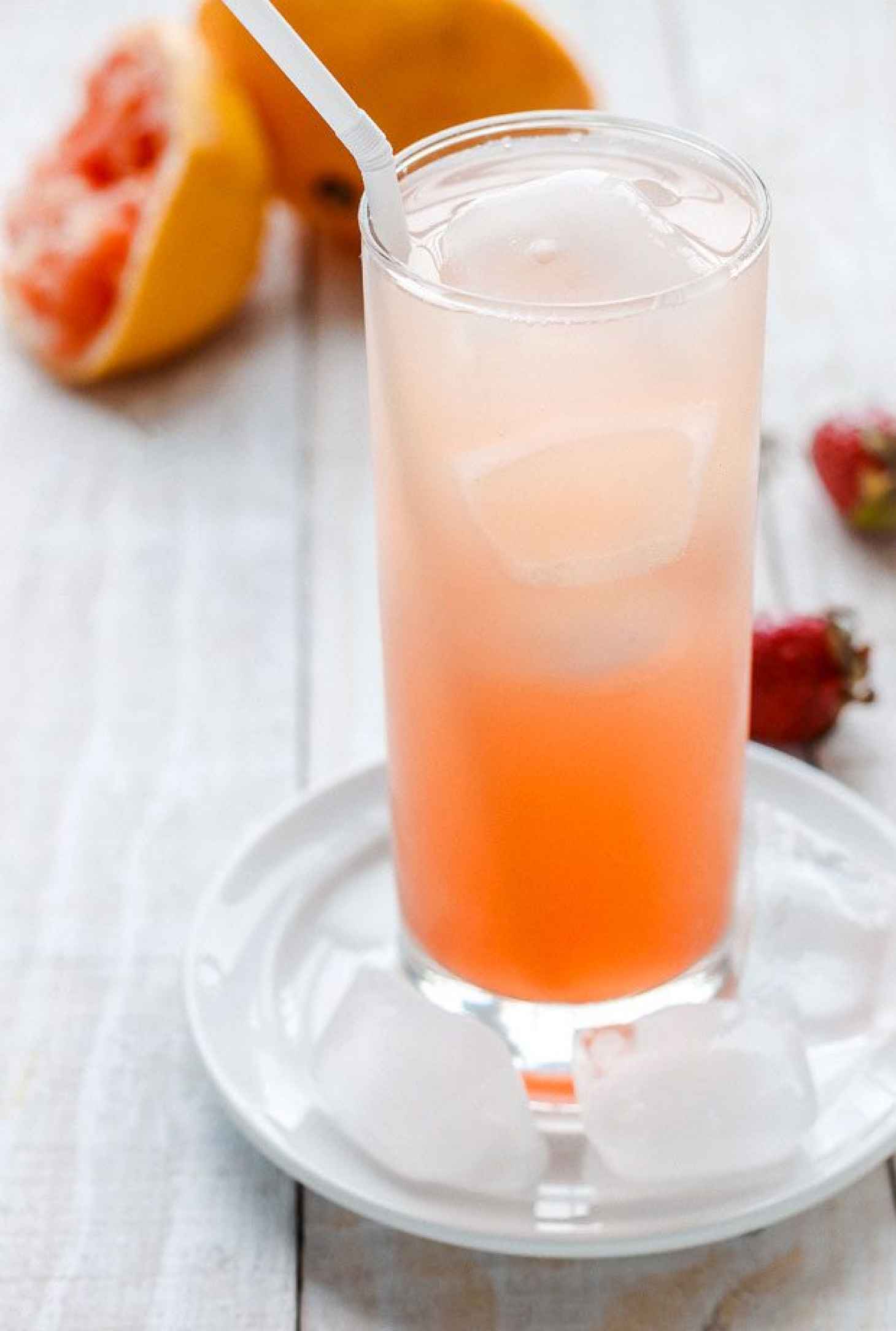 Refreshing Grapefruit Mocktail - #recipe by #eatwell101 - https://www.eatwell101.com/grapefruit-cooler-mocktail-recipe