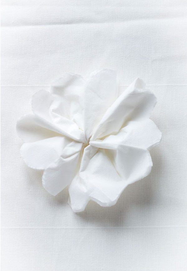 How to Make Tissue Paper Flowers