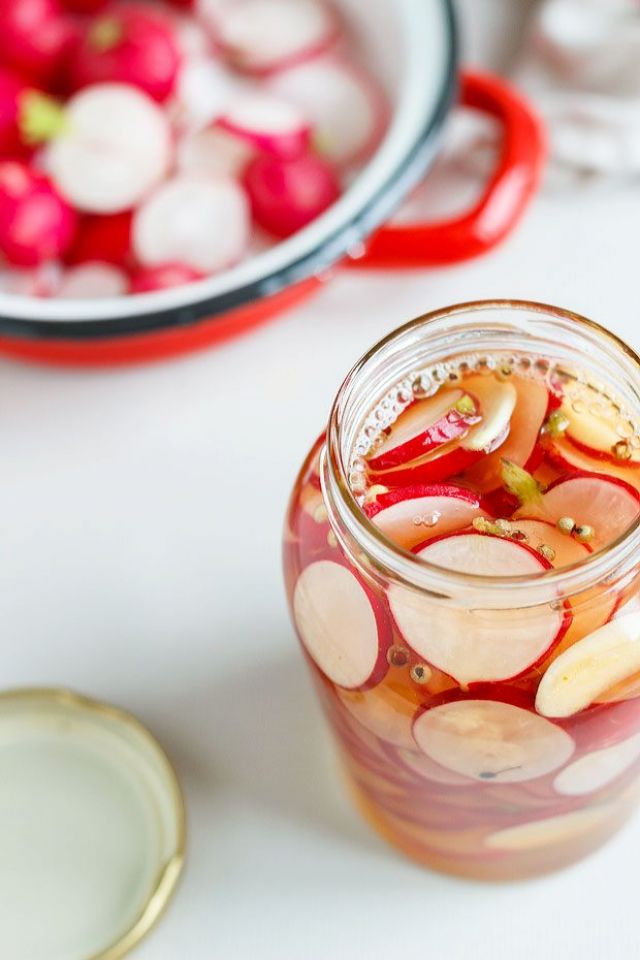 Sweet & Sour Pickled Radishes