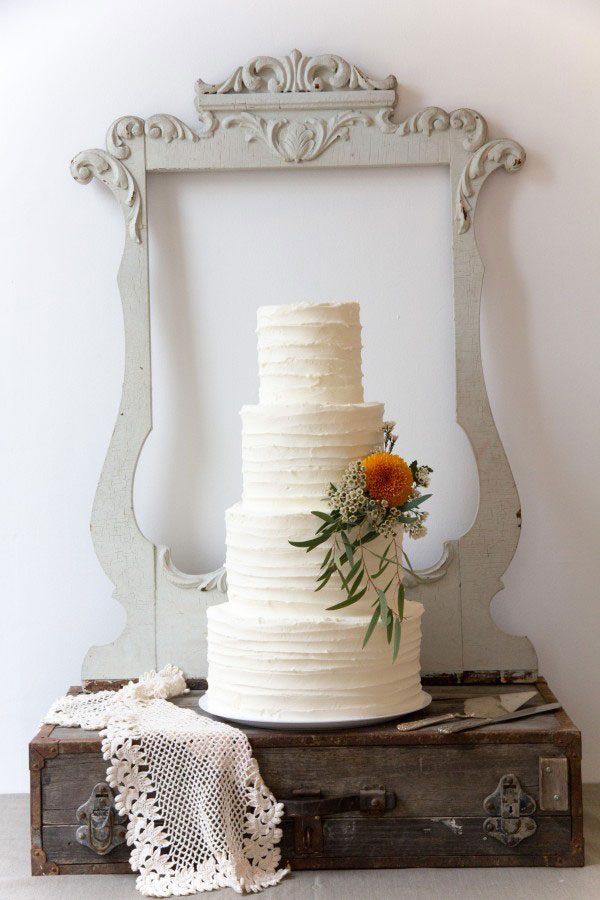 Wedding Cake styling
