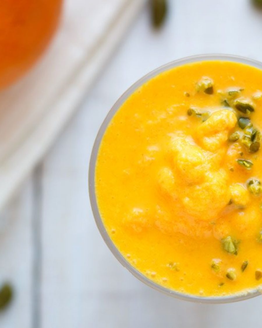 Orange Carrot Breakfast Smoothie - #recipe by #eatwell101 - https://www.eatwell101.com/orange-carrot-breakfast-smoothie-recipe