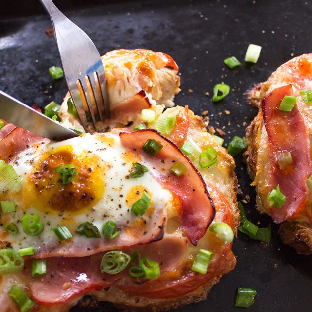 9 Amazing Breakfast Dinners to Bookmark Now