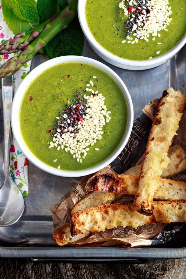 Spring Asparagus Soup