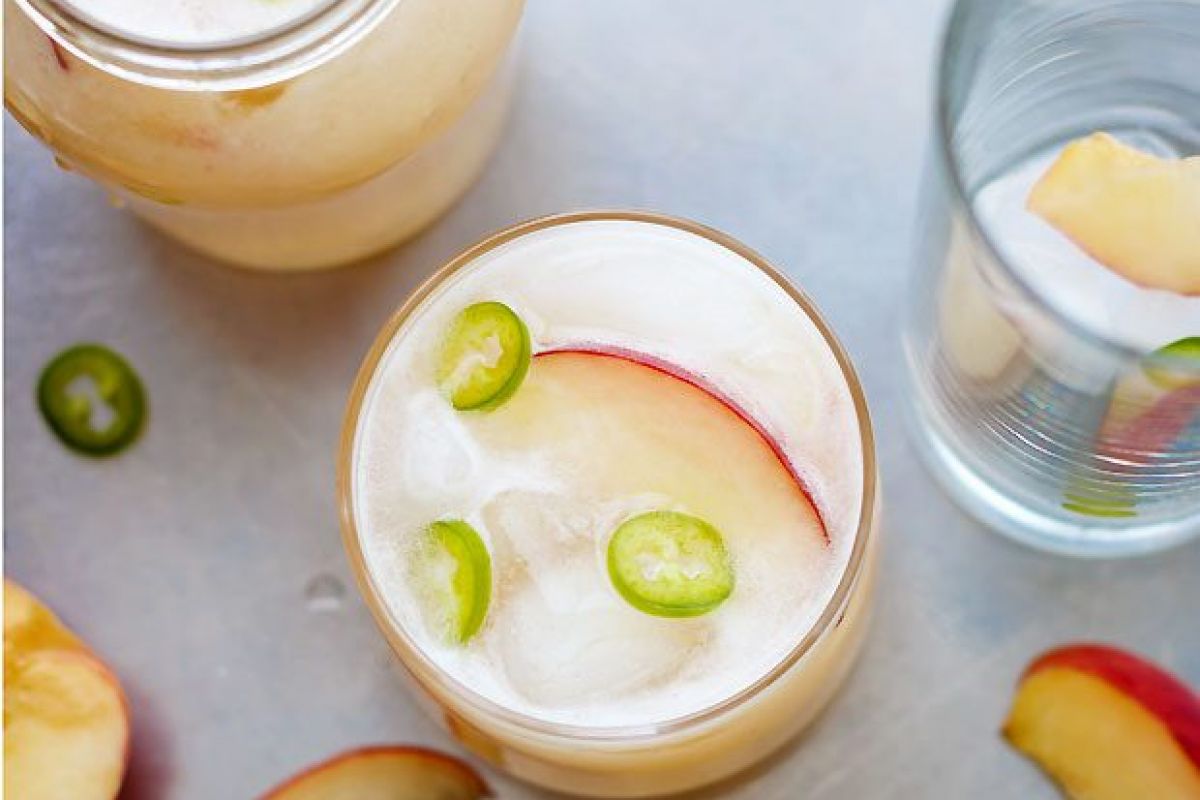 Refreshing Peach Agua Fresca