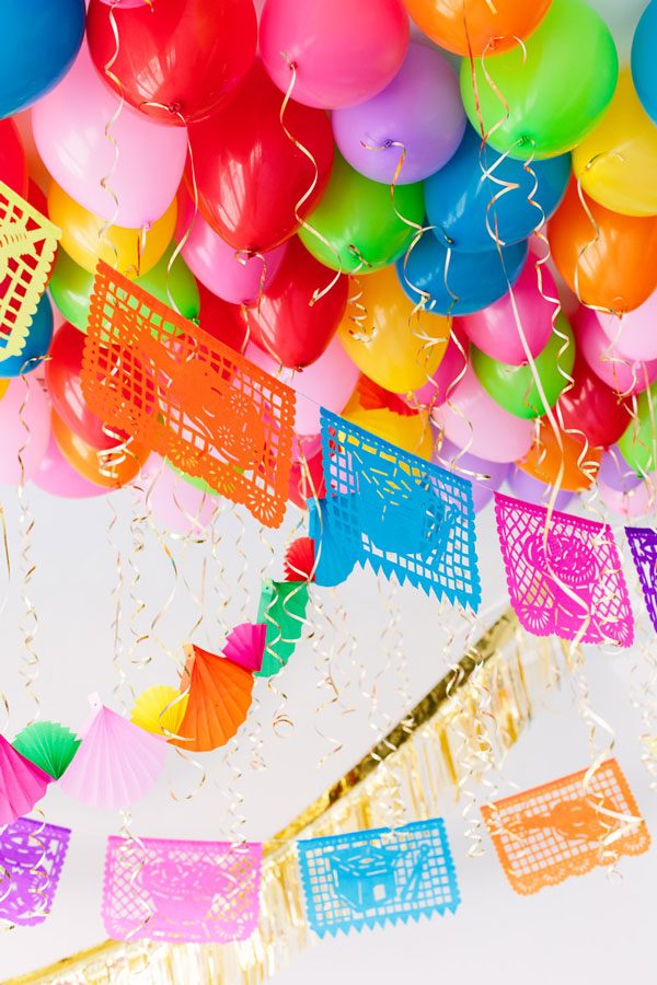 DIY Fiesta Balloon ceiling cinco de mayo