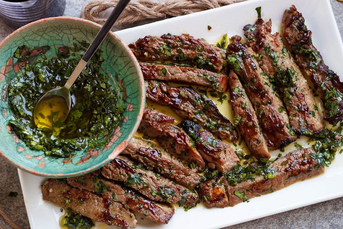 Grilled Steak With Parsley Sauce