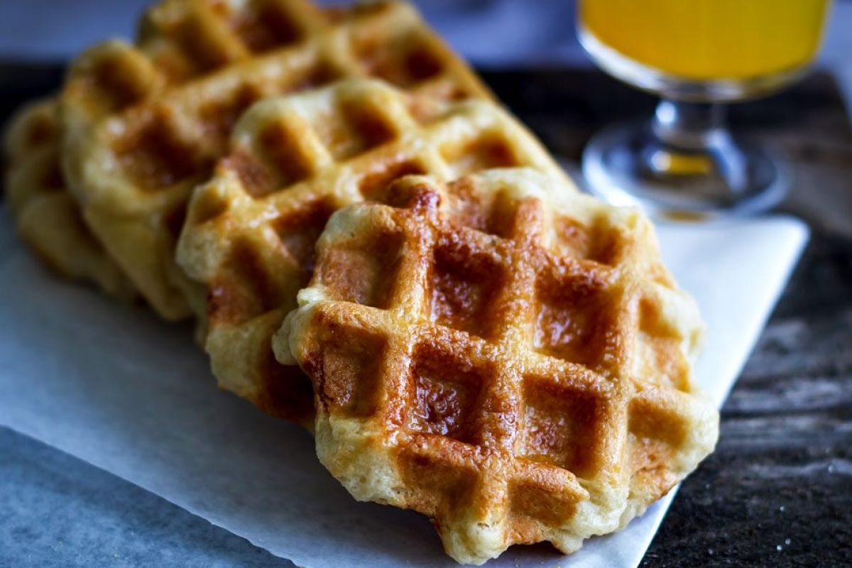 Easy Waffles From Scratch