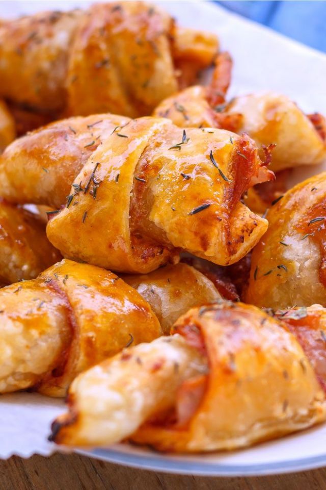 Ham and Cheese Pizza Roll-Ups