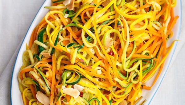 Sauteed Summer Squash and Carrot - #recipe by #eatwell101 - https://www.eatwell101.com/summer-squash-saute-recipe