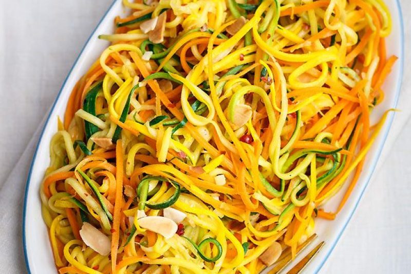 Sauteed Summer Squash and Carrot - #recipe by #eatwell101 - https://www.eatwell101.com/summer-squash-saute-recipe