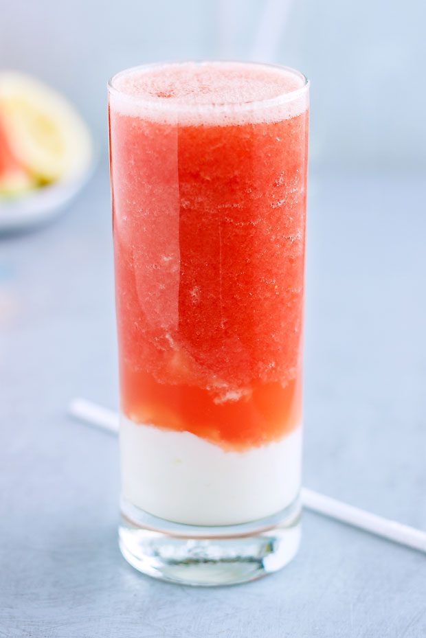 Tomato Yogurt Watermelon Smoothie - #recipe by #eatwell101 - https://www.eatwell101.com/tomato-watermelon-smoothie-recipe
