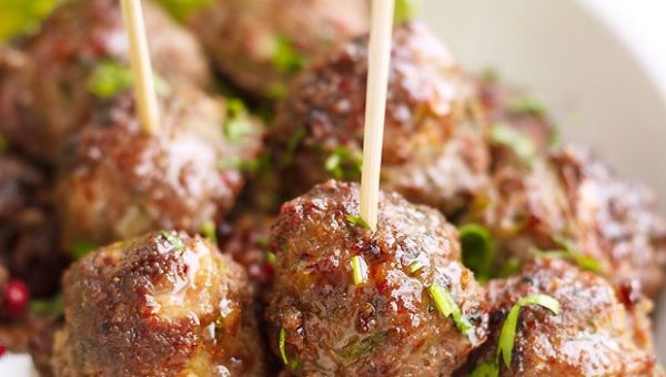 Baked Cilantro Meatballs - #recipe by #eatwell101 - https://www.eatwell101.com/baked-cilantro-meatballs-recipe