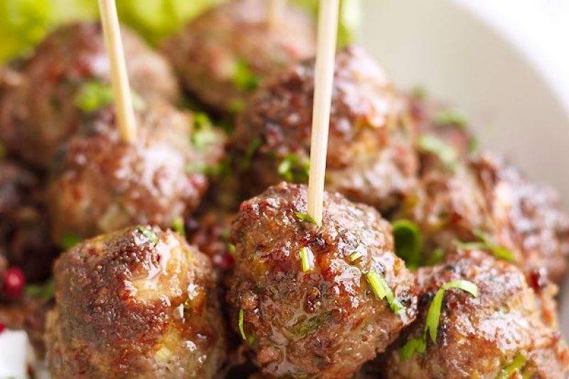 Baked Cilantro Meatballs - #recipe by #eatwell101 - https://www.eatwell101.com/baked-cilantro-meatballs-recipe