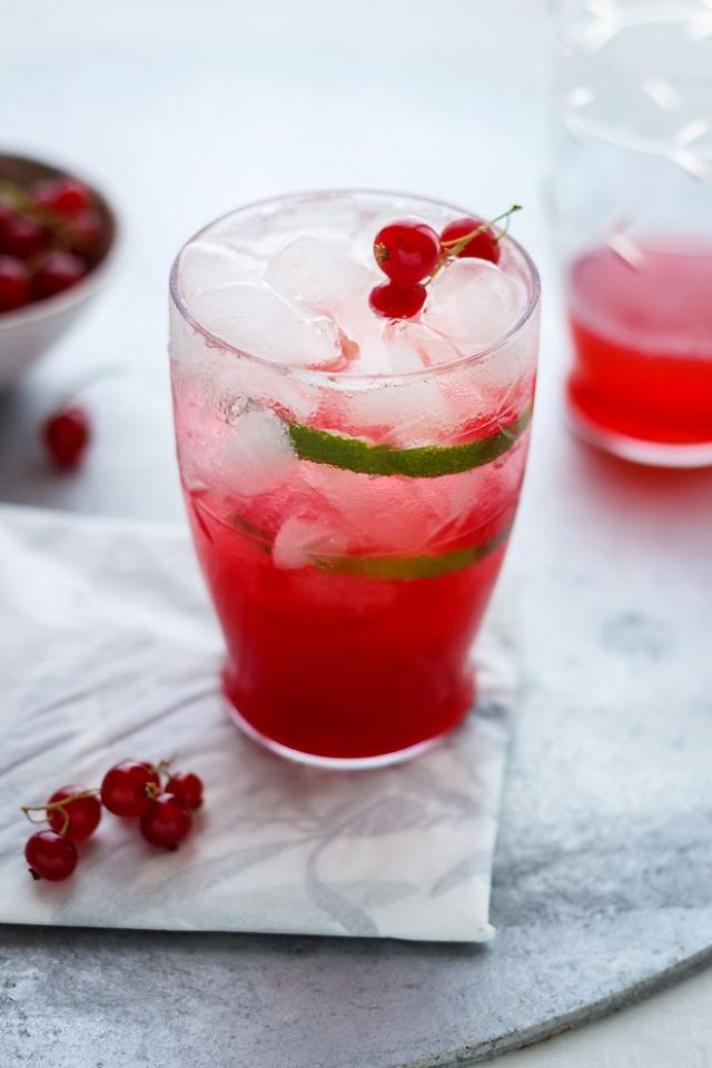 Red Currant Cocktail