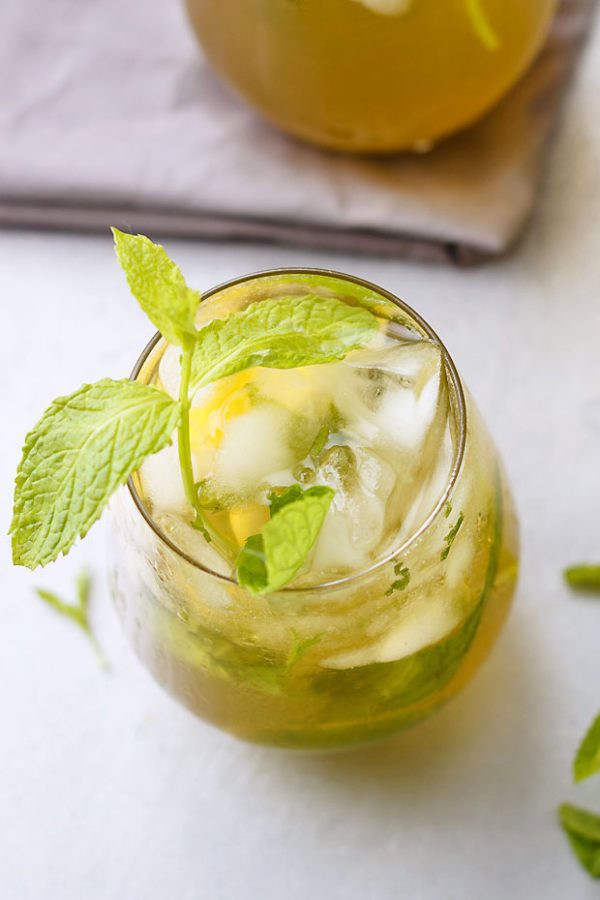 Lemon Mint Julep Cocktail - #recipe by #eatwell101 - https://www.eatwell101.com/lemon-mint-julep-recipe