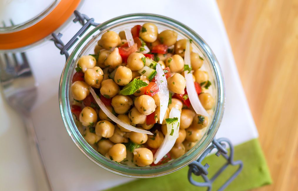 Mint Cucumber Chickpea Salad In a Jar