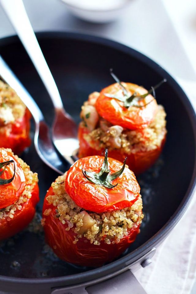 Stuffed Tomatoes with Chicken Quinoa