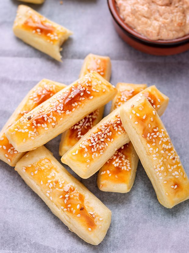 sesame puff pastry sticks