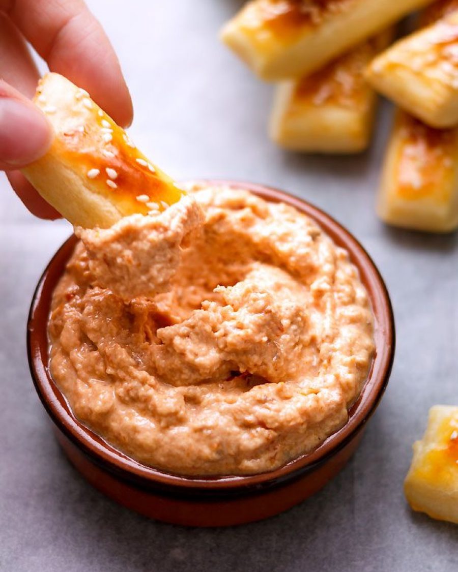Sesame Puff Sticks and Sun-Dried Tomato Cheese Dip - #recipe by #eatwell101 - https://www.eatwell101.com/sesame-puff-sticks-and-sun-dried-tomato-cheese-dip-recipe