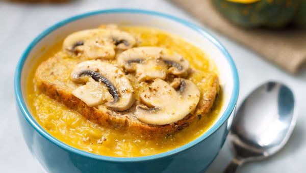 Roasted Acorn Squash Soup - #recipe by #eatwell101 - https://www.eatwell101.com/roasted-acorn-squash-soup-recipe