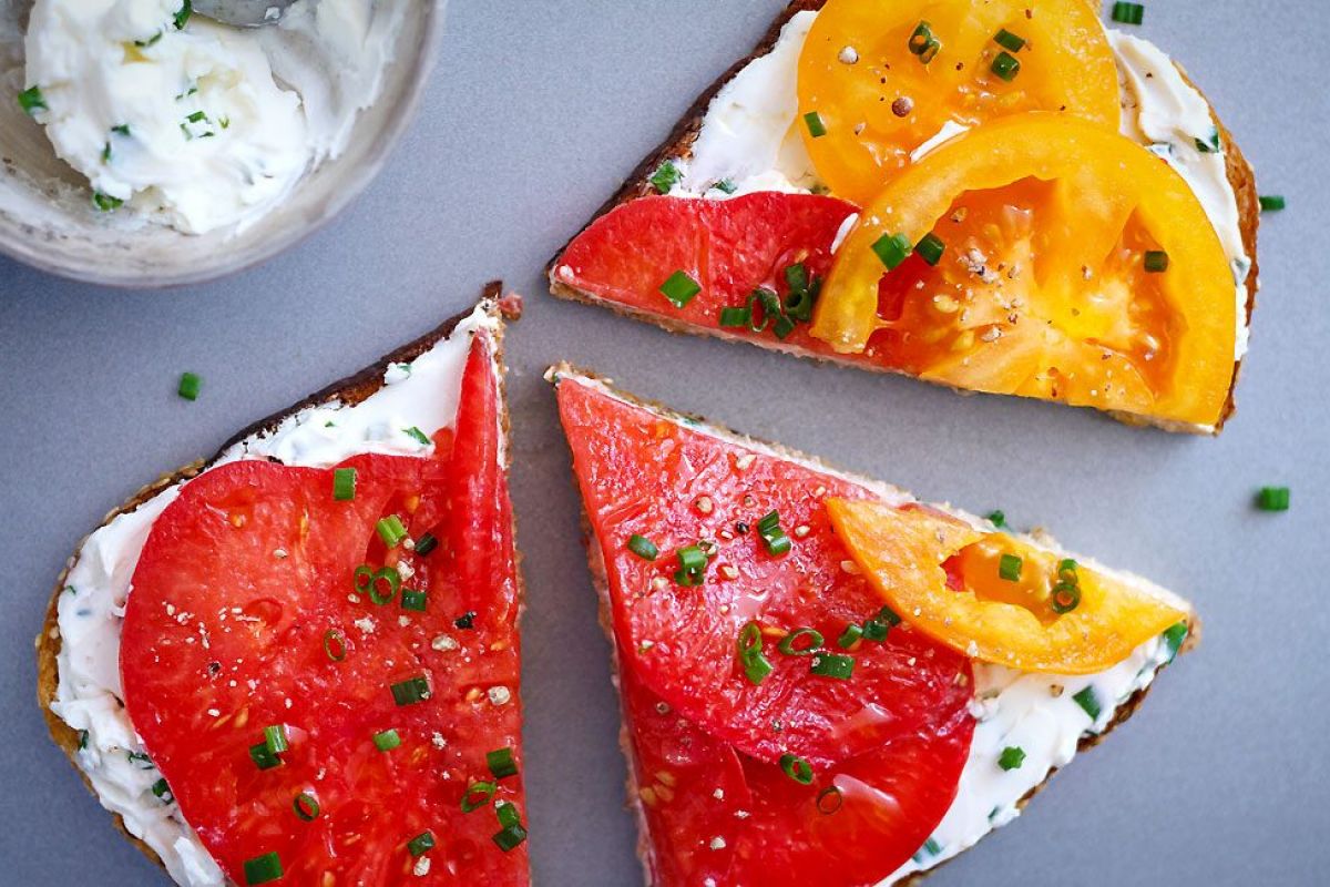 Heirloom Tomato Cream Cheese Toast