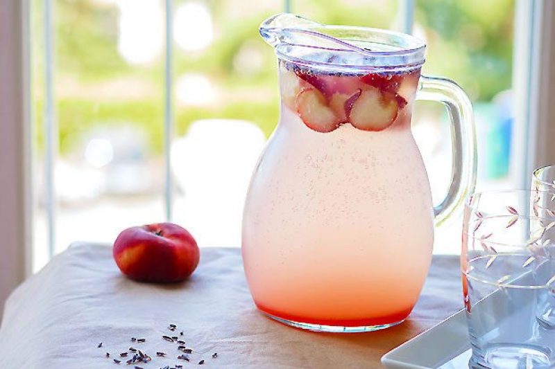 Peach Lavender Soda - #recipe by #eatwell101 - https://www.eatwell101.com/peach-lavender-soda-recipe