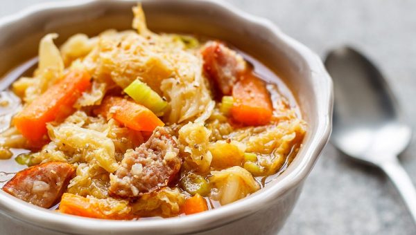 Braised Cabbage Soup with Smoked Sausage - #recipe by #eatwell101 - https://www.eatwell101.com/braised-cabbage-soup-with-smoked-sausage