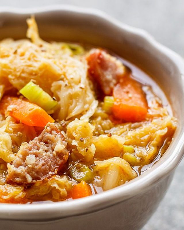 Braised Cabbage Soup with Smoked Sausage - #recipe by #eatwell101 - https://www.eatwell101.com/braised-cabbage-soup-with-smoked-sausage