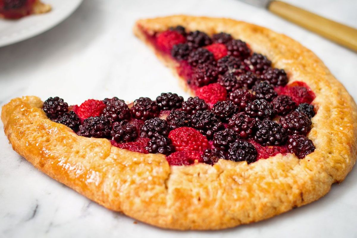 Rustic Berry Tart